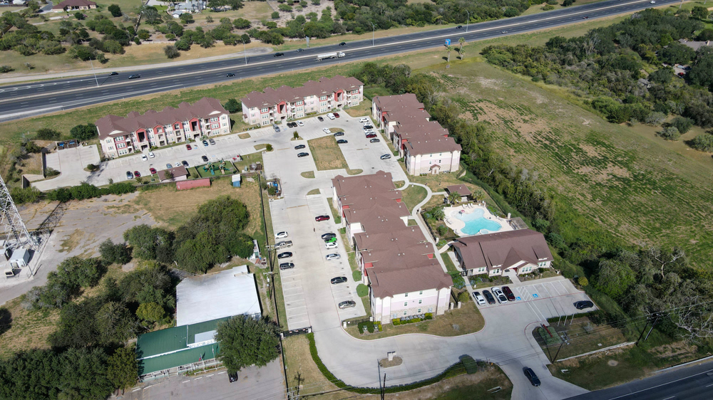 Riverview Calallen community exterior