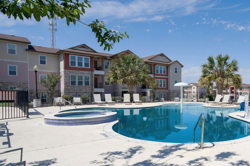 Riverview Calallen community exterior