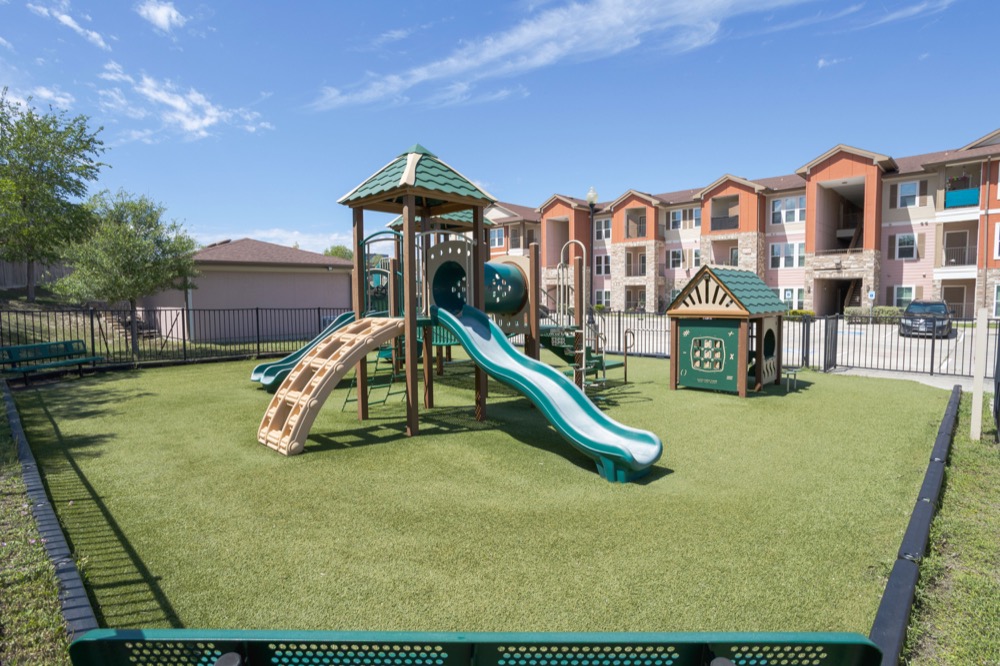 Riverview Calallen pet-friendly community